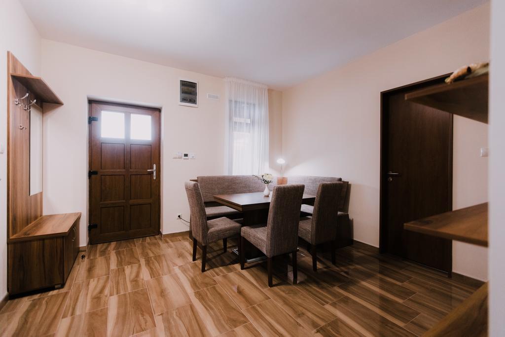 Nemeth Apartmanhazak Mórahalom エクステリア 写真
