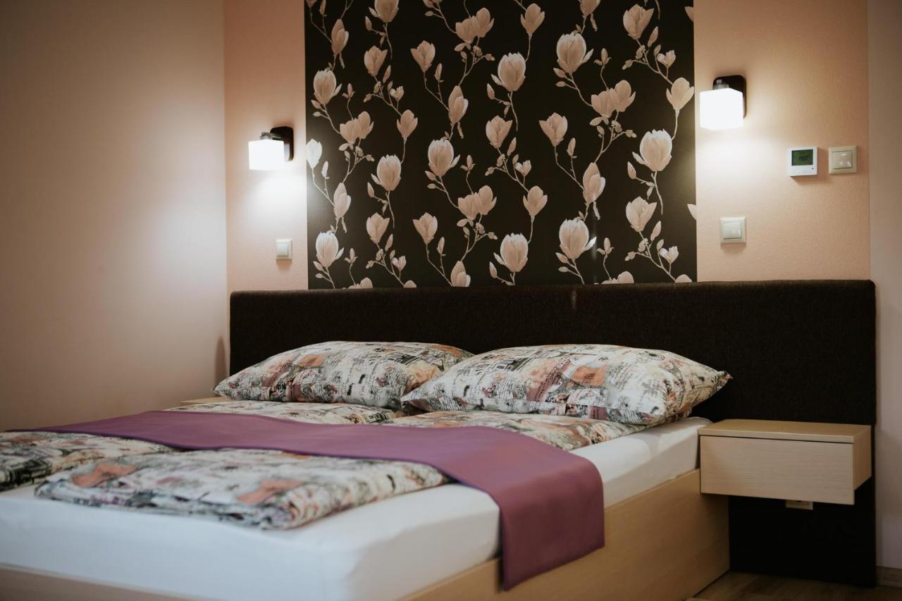 Nemeth Apartmanhazak Mórahalom エクステリア 写真