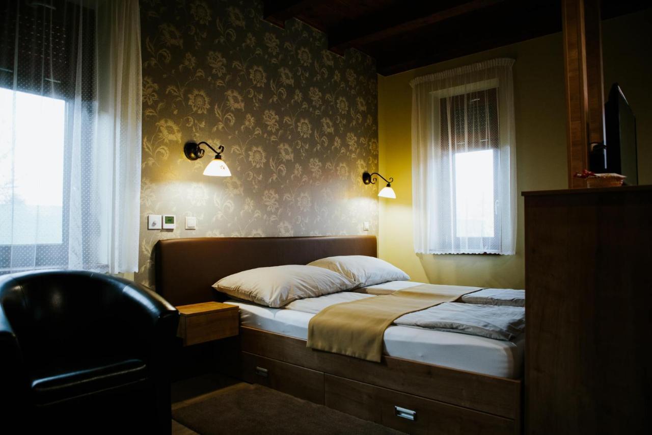 Nemeth Apartmanhazak Mórahalom エクステリア 写真